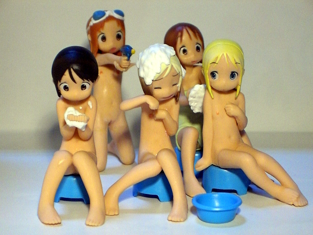 Renchan Imageboard Grab - Bathroom page 2 full
