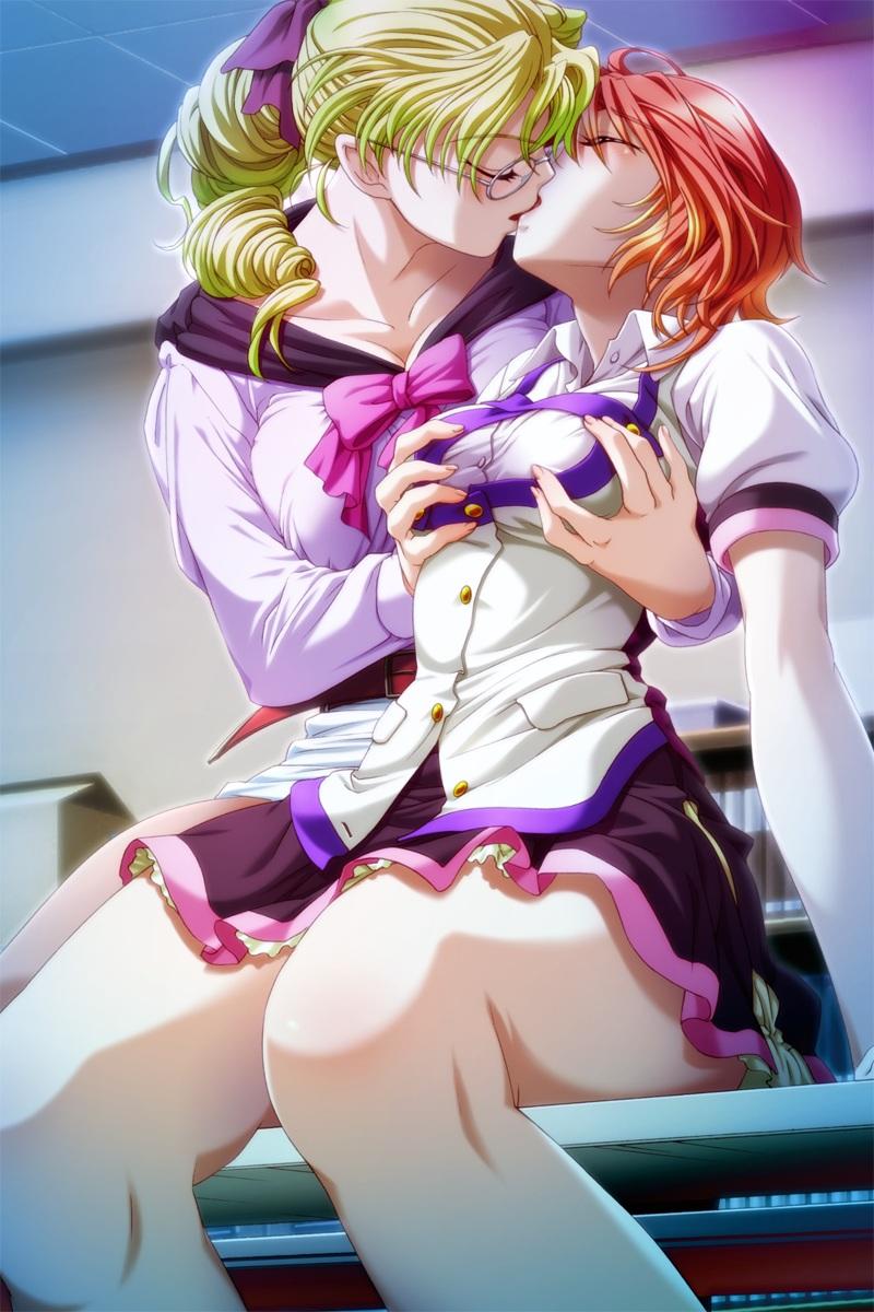 *Yuri Kissing~* page 1 full