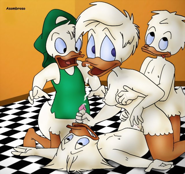 DAISY DUCK page 3 full