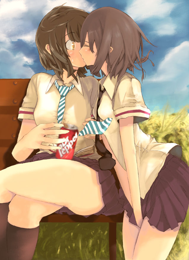 Lesbian kiss Random set page 7 full