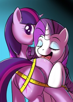 Twilight Sparkle H-Pics