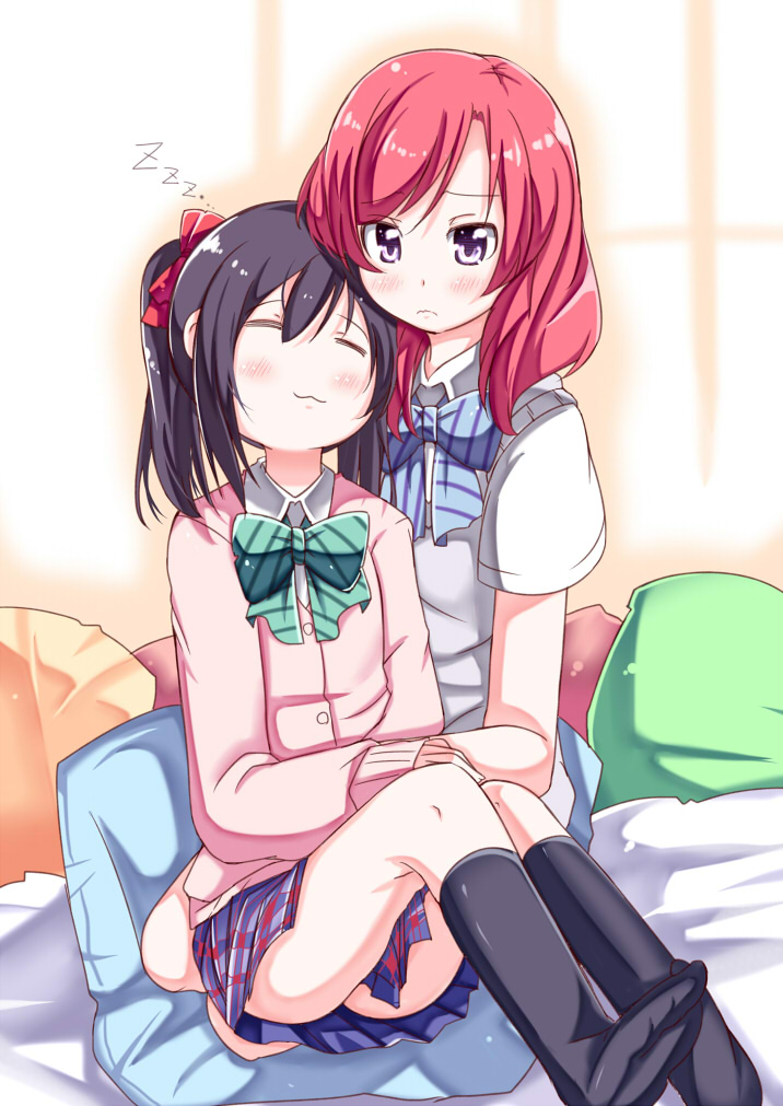 Yuri of Nico and Maki page 6 full